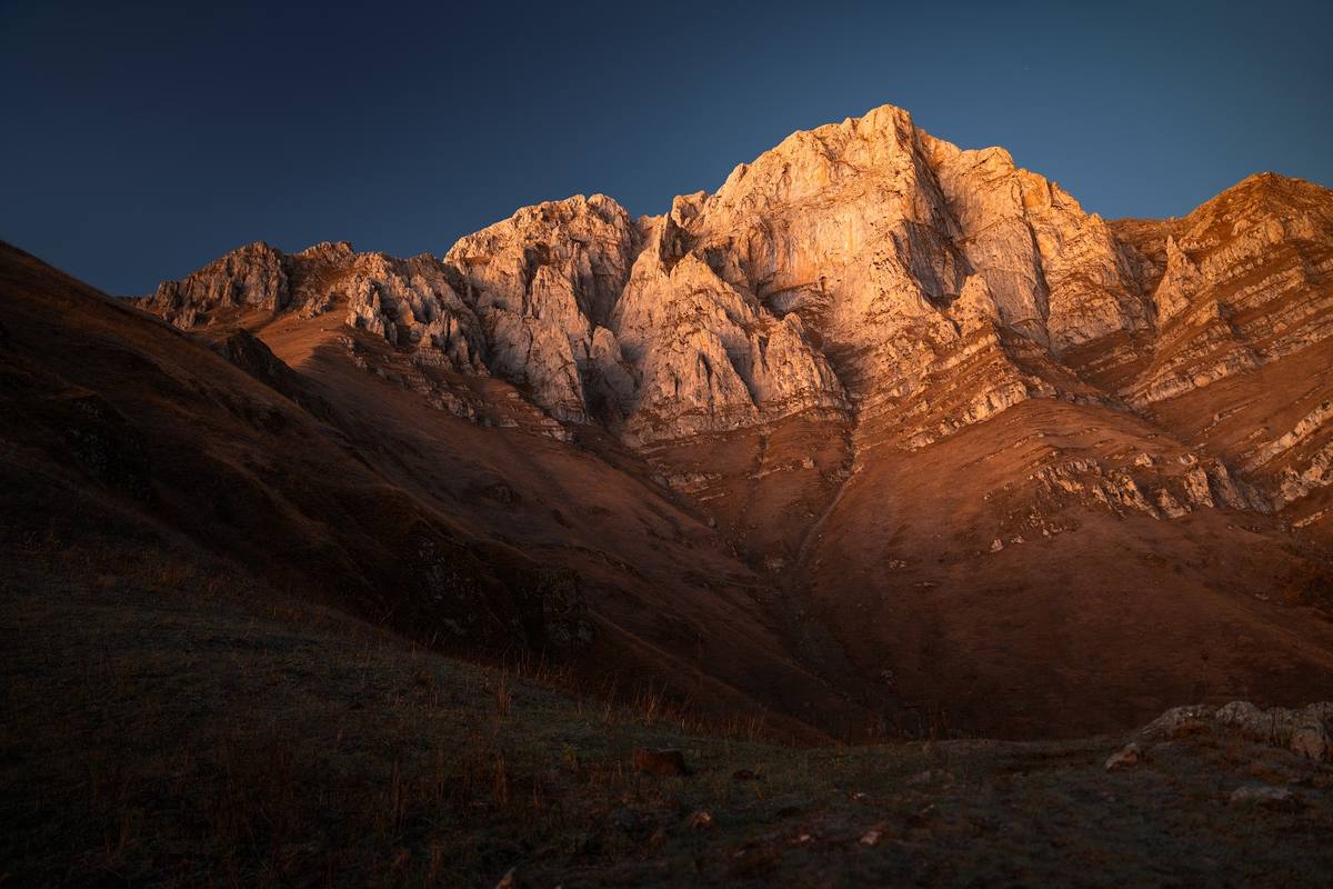 Warm light on the cliffs